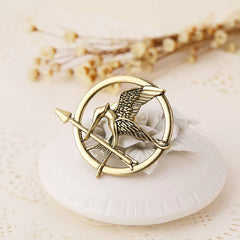 Mockingjay Brooch Vintage Punk Style – Round Alloy Pin for Men & Women
